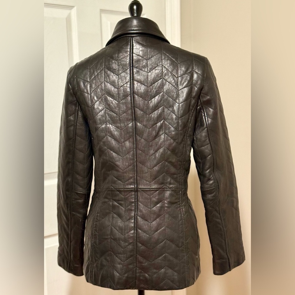 Gently Worn Worthington Black Chevron Leather Jacket - Picture 2 of 4